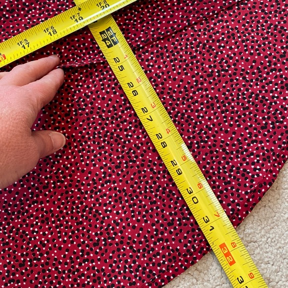 VintageBlue size 13 hi-lo red with white and black polka dots polyester skirt - Picture 12 of 13
